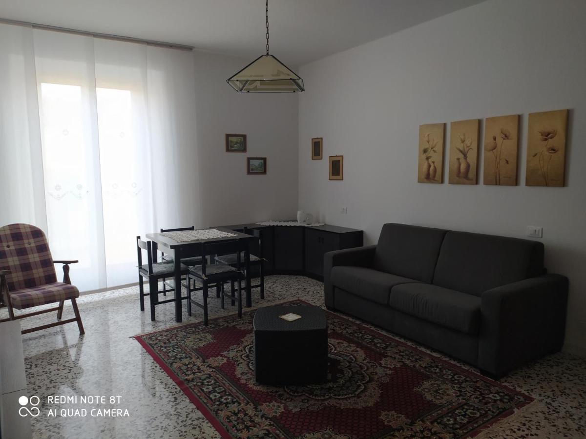 Al Cinema Apartment Scerni Exterior photo