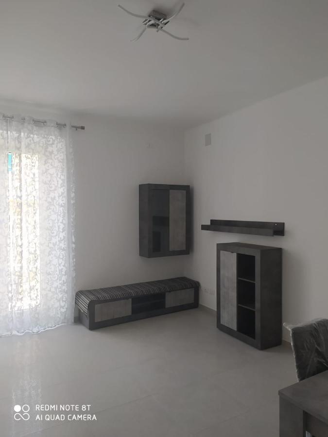 Al Cinema Apartment Scerni Exterior photo